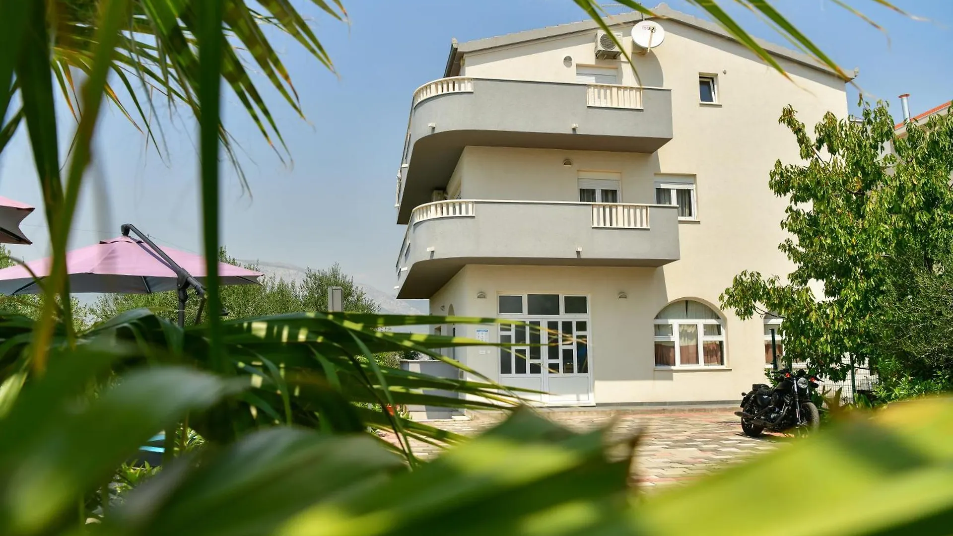Apartmani Lucante Split 0*,