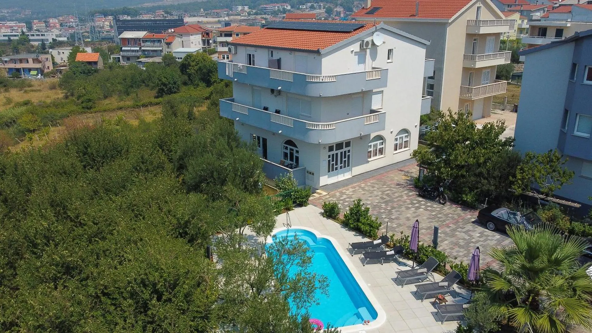 Daire Apartmani Lucante Split